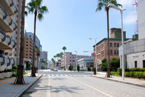 旧山陽ホテル前から下関駅方向